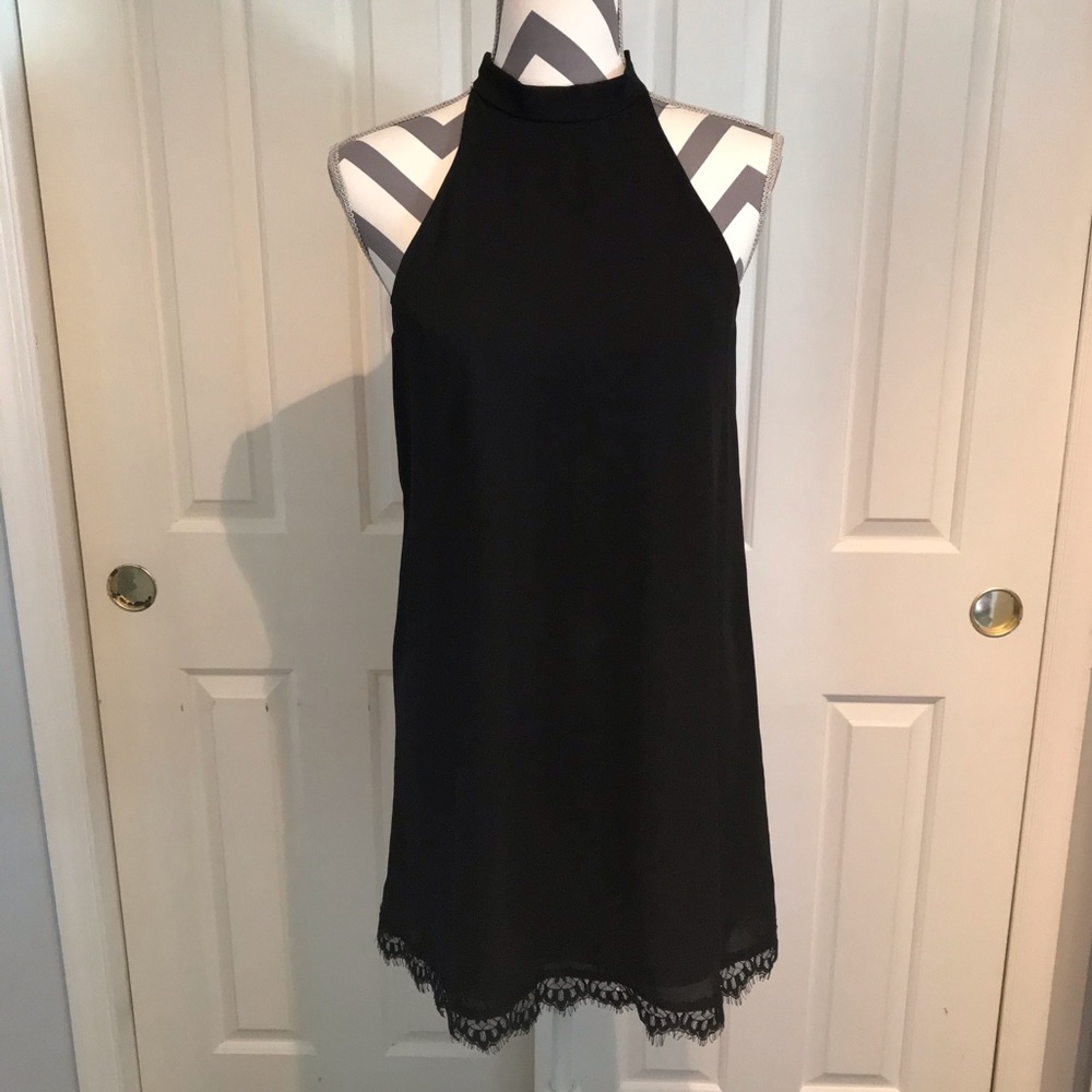Dress - Picture 2 of 9